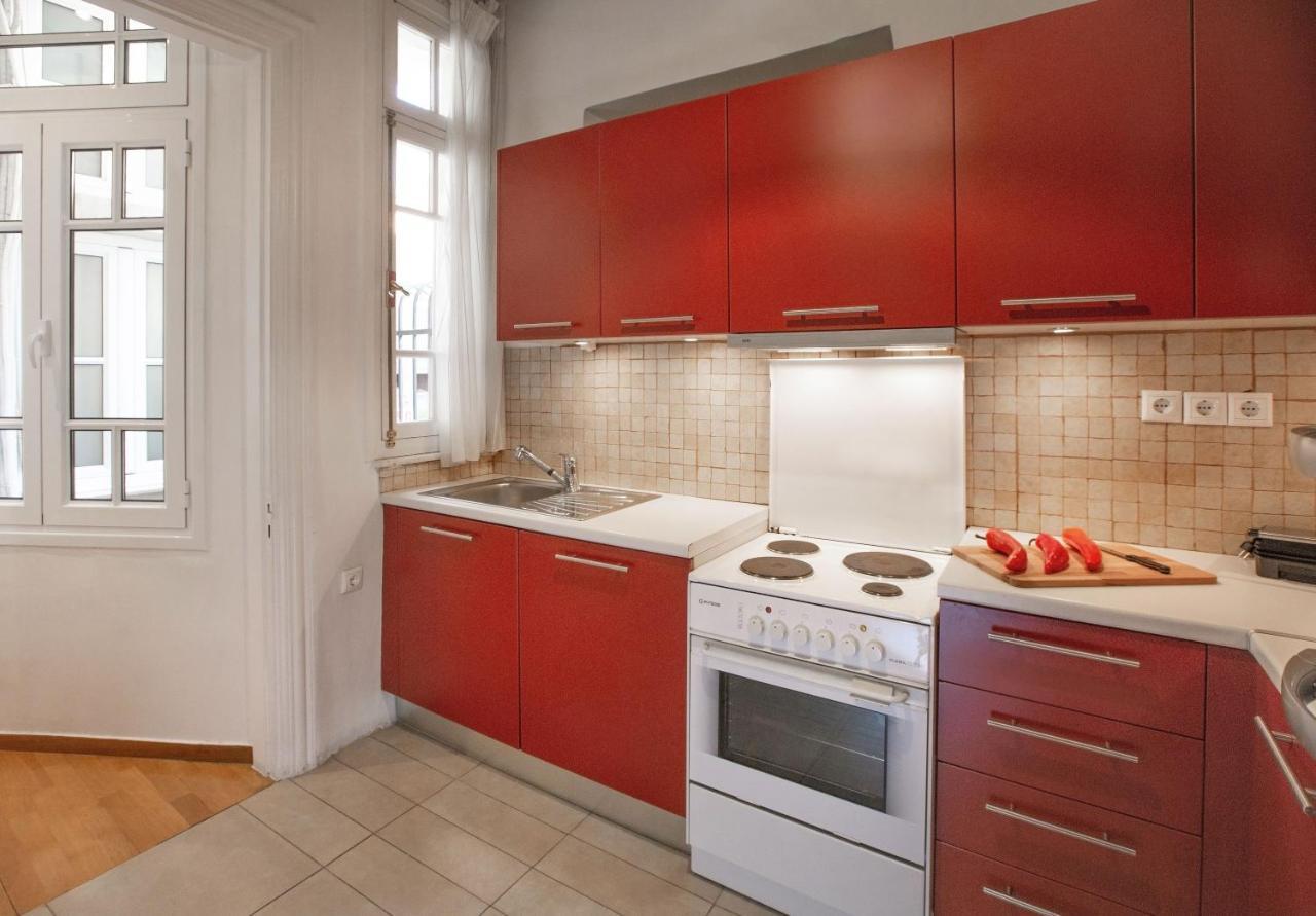 Neoclassical Apartment Close To Syntagma-Plaka By Ghh Atenas Exterior foto