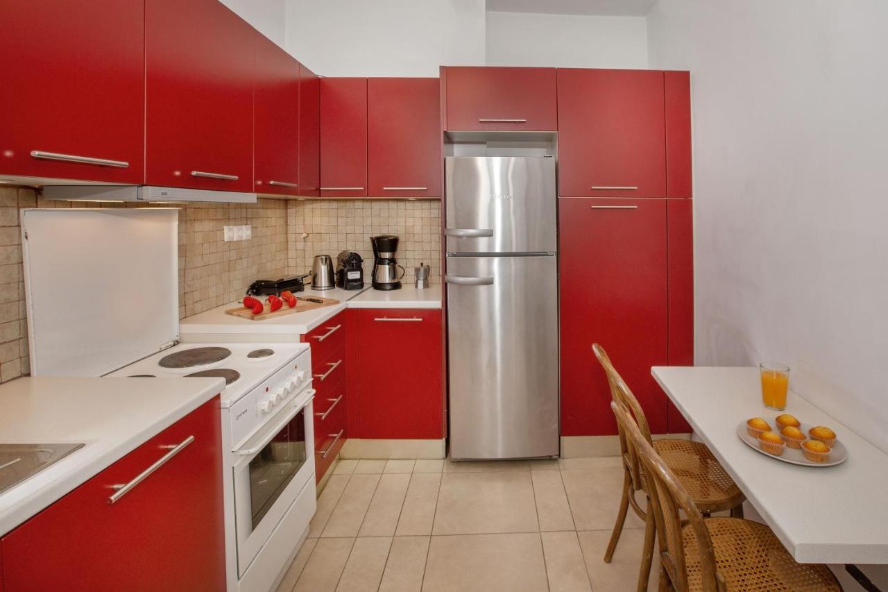 Neoclassical Apartment Close To Syntagma-Plaka By Ghh Atenas Exterior foto