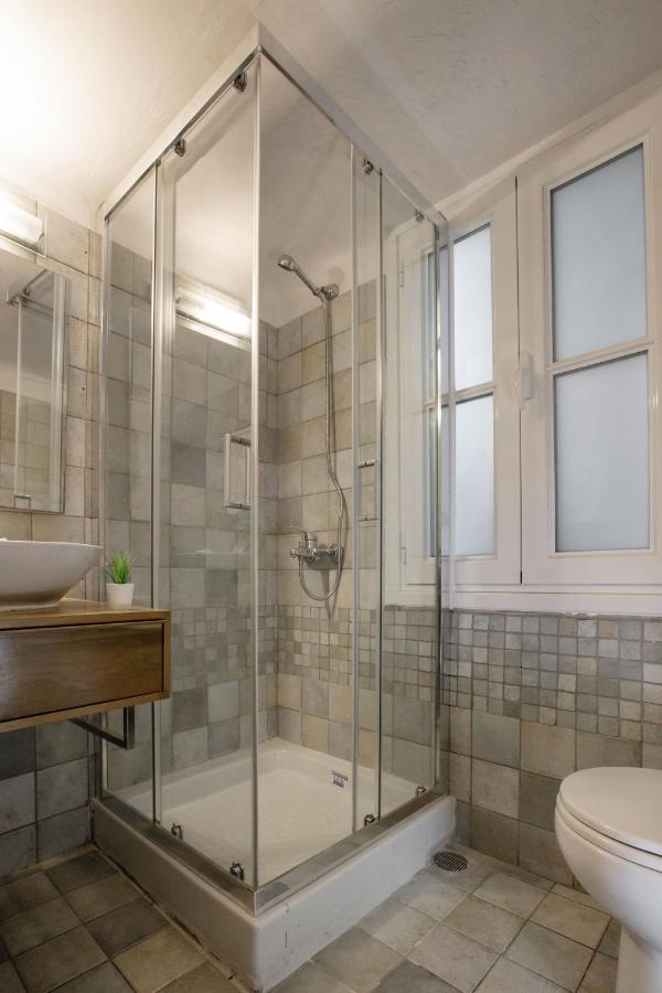 Neoclassical Apartment Close To Syntagma-Plaka By Ghh Atenas Exterior foto